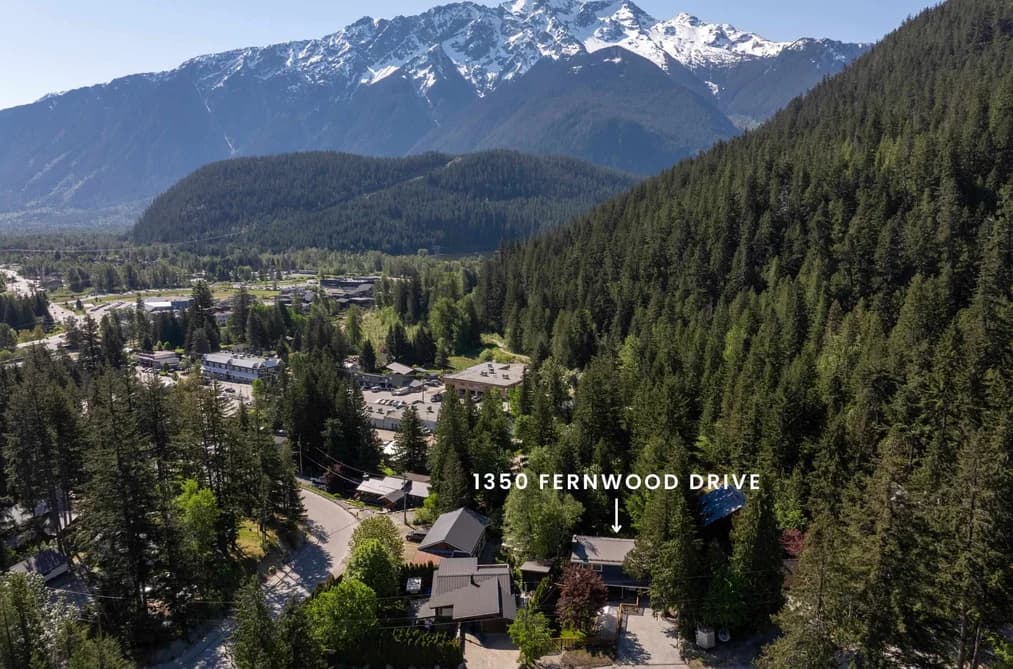 1350 FERNWOOD DRIVE, Pemberton, BC — Residential for Sale - Photo 2