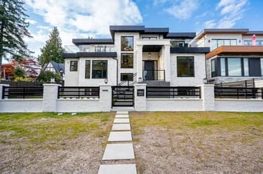 House for sale at 13511 Marine Drive Surrey British Columbia - MLS: R3118891