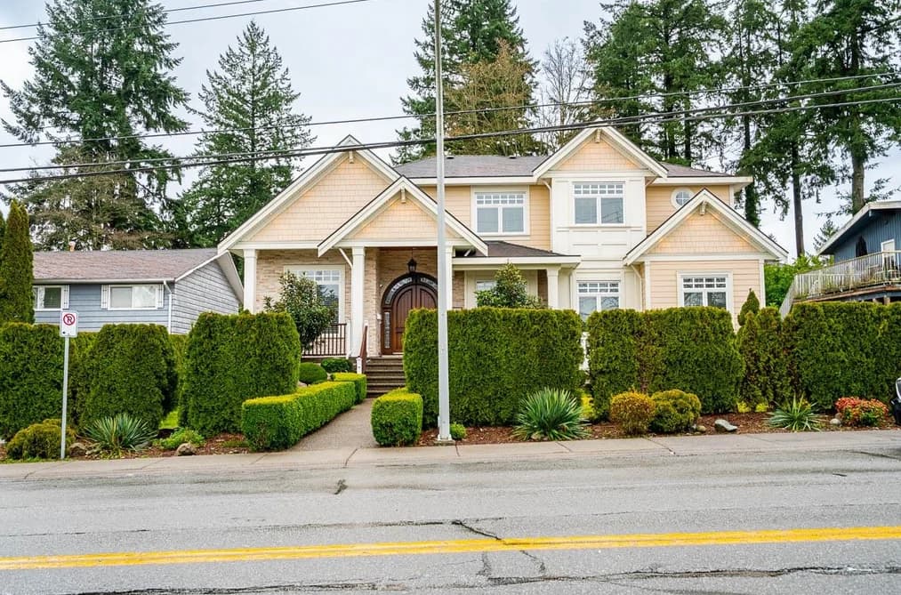 13530 60 AVENUE, Surrey, BC — Residential for Sale - Photo 2