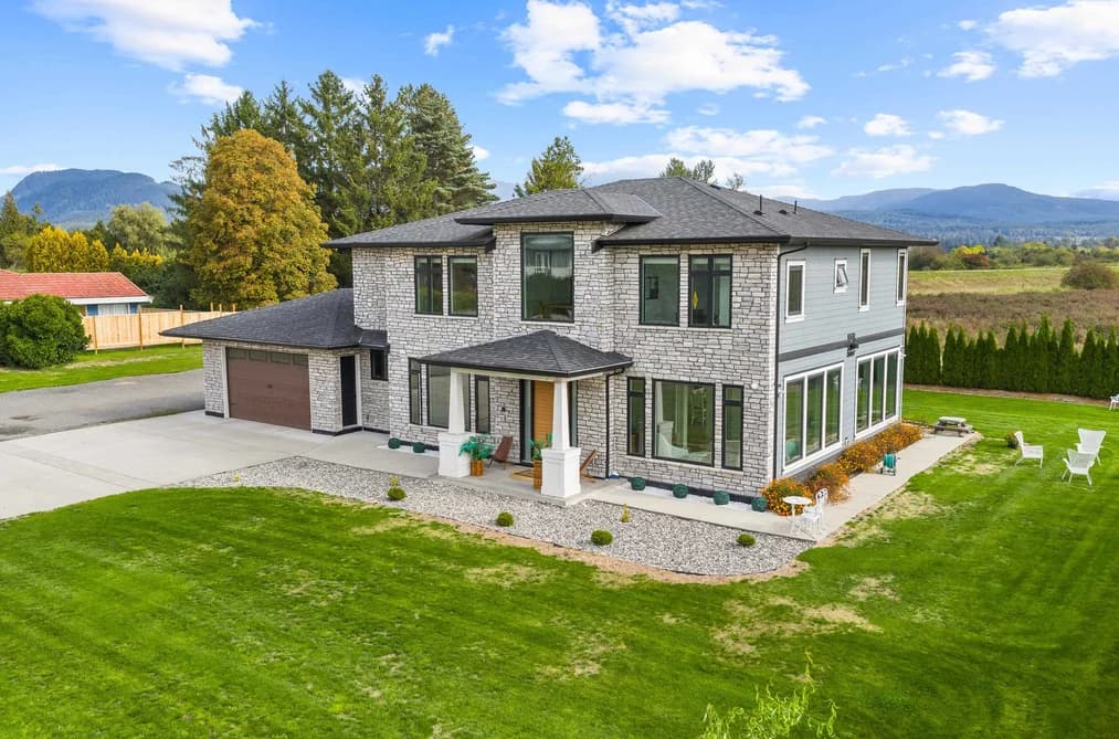 13540 NEAVES ROAD, Pitt Meadows, BC — Residential for Sale - Main Photo