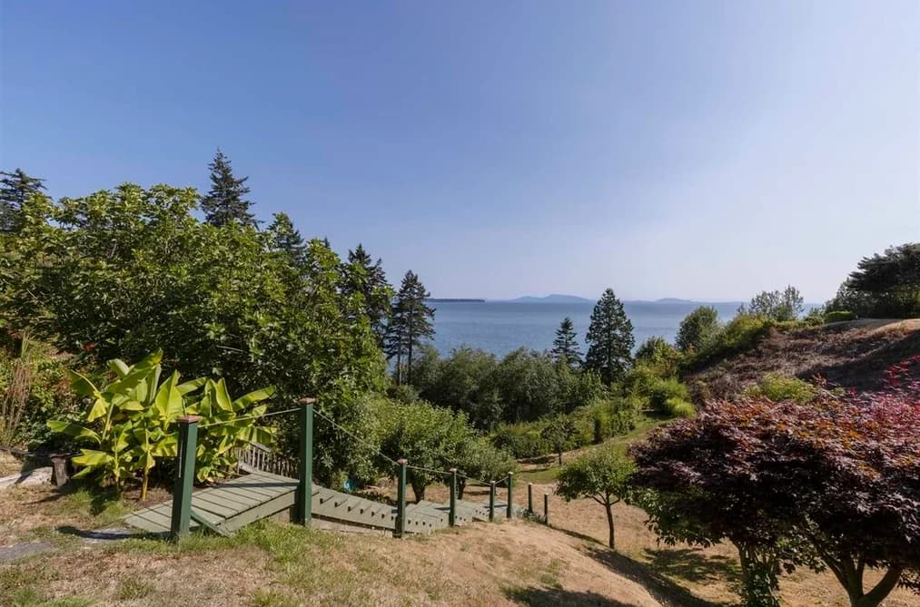 13576 13A AVENUE, White Rock, BC — Residential for Sale - Photo 2