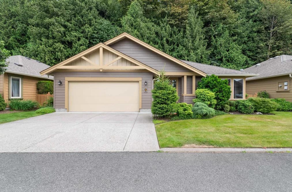 136 46000 THOMAS ROAD, Chilliwack, BC — Residential for Sale - Main Photo