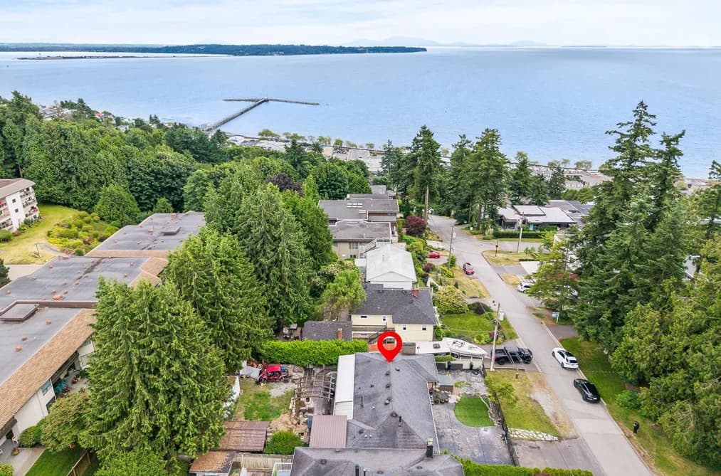 1360 EVERALL STREET, White Rock, BC — Residential for Sale - Photo 2