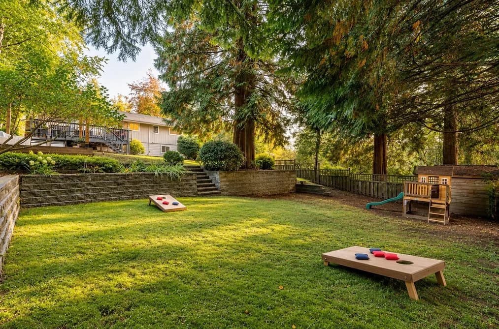 1361 E 15TH STREET, North Vancouver, BC — Residential for Sale - Photo 2