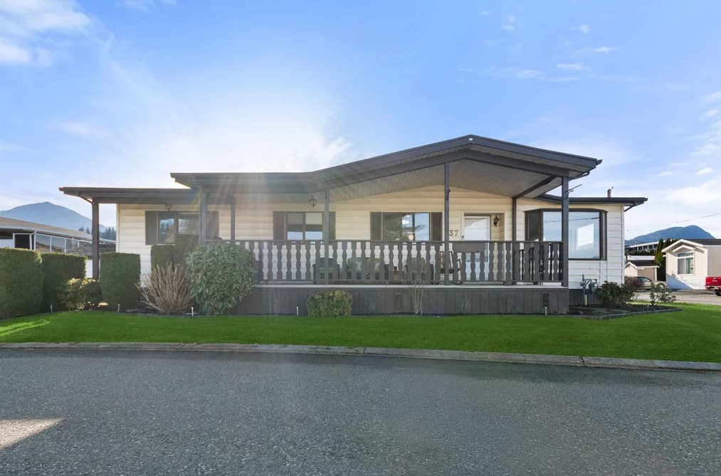 137 6338 VEDDER ROAD, Chilliwack, BC — Residential for Sale - Main Photo