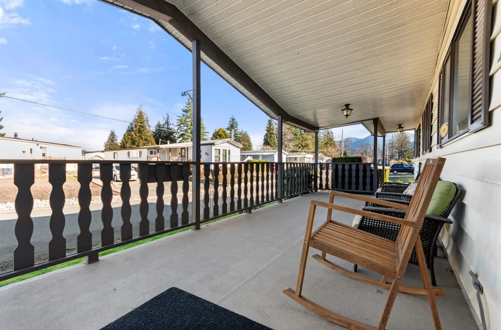137 6338 VEDDER ROAD, Chilliwack, BC — Residential for Sale - Photo 2