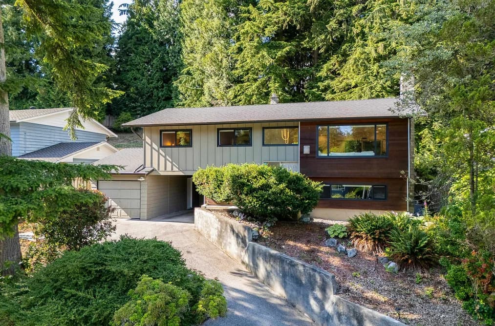 137 COLLEGE PARK WAY, Port Moody, BC — Residential for Sale - Main Photo