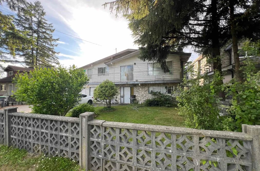 13703 GROSVENOR ROAD, Surrey, BC — Residential for Sale - Main Photo