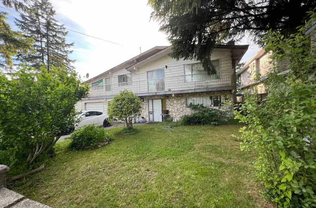 13703 GROSVENOR ROAD, Surrey, BC — Residential for Sale - Photo 2