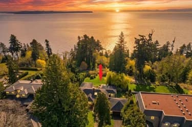 House for sale at 13706 Marine Drive White Rock British Columbia - MLS: R3112950
