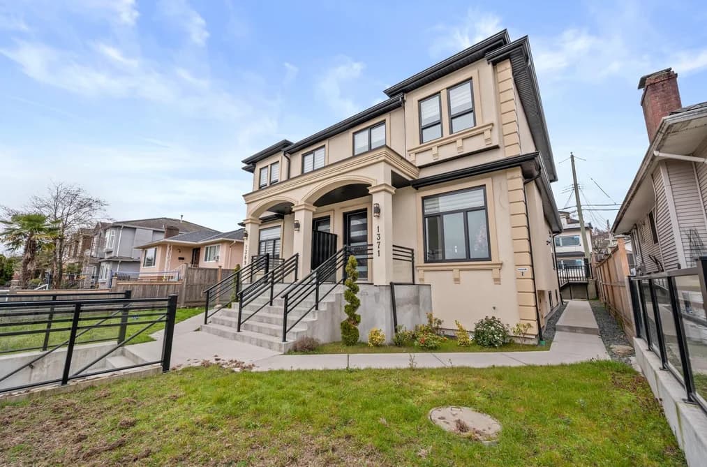 1371 E 63RD AVENUE, Vancouver, BC — Residential for Sale - Main Photo