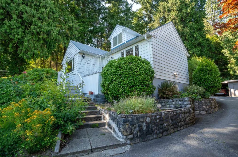 1371 MATHERS AVENUE, West Vancouver, BC — Residential for Sale - Photo 2