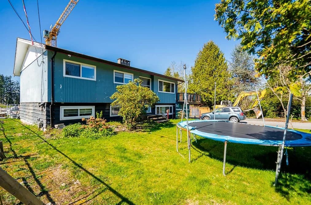 13782 HARPER ROAD, Surrey, BC — Residential for Sale - Photo 2