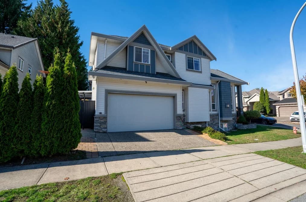 13798 58A AVENUE, Surrey, BC — Residential for Sale - Photo 2