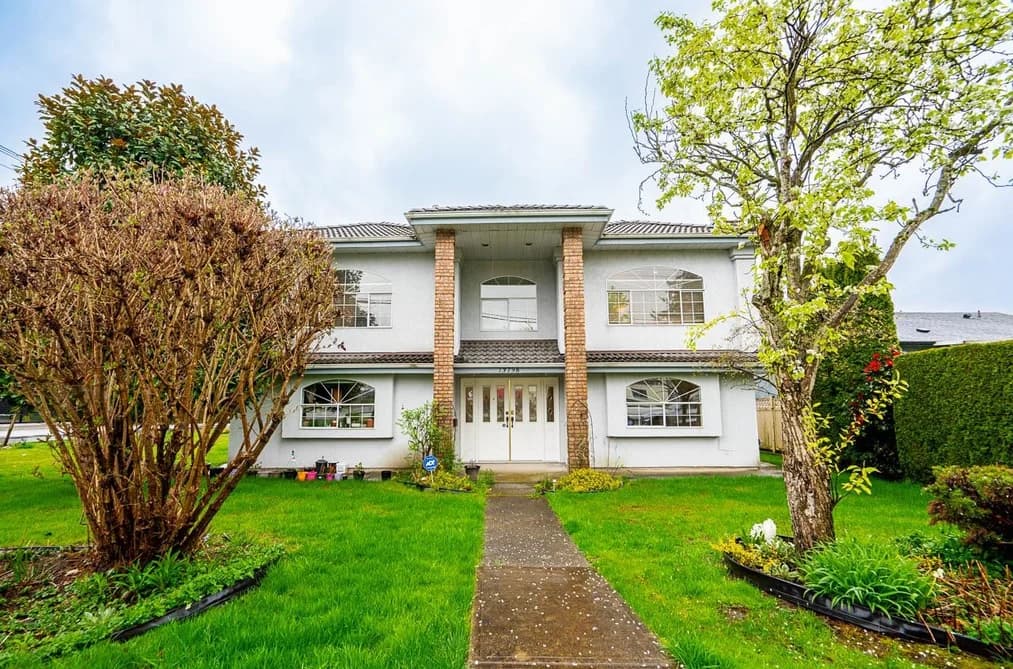 13798 92 AVENUE, Surrey, BC — Residential for Sale - Photo 2