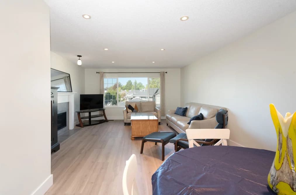 138 1140 CASTLE CRESCENT, Port Coquitlam, BC — Residential for Sale - Photo 2