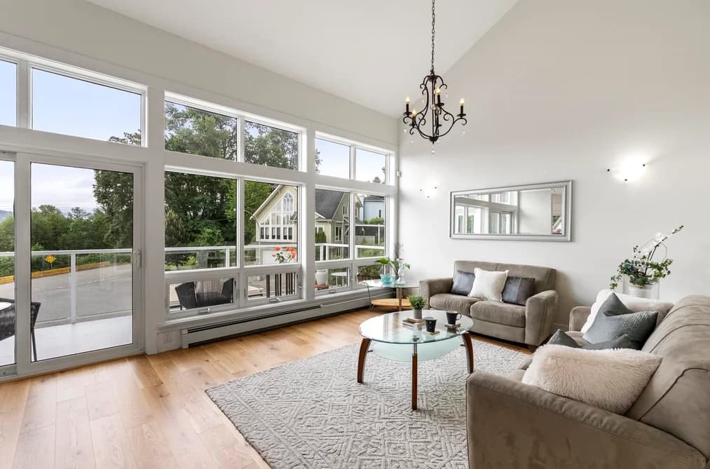 13820 116 AVENUE, Surrey, BC — Residential for Sale - Photo 2