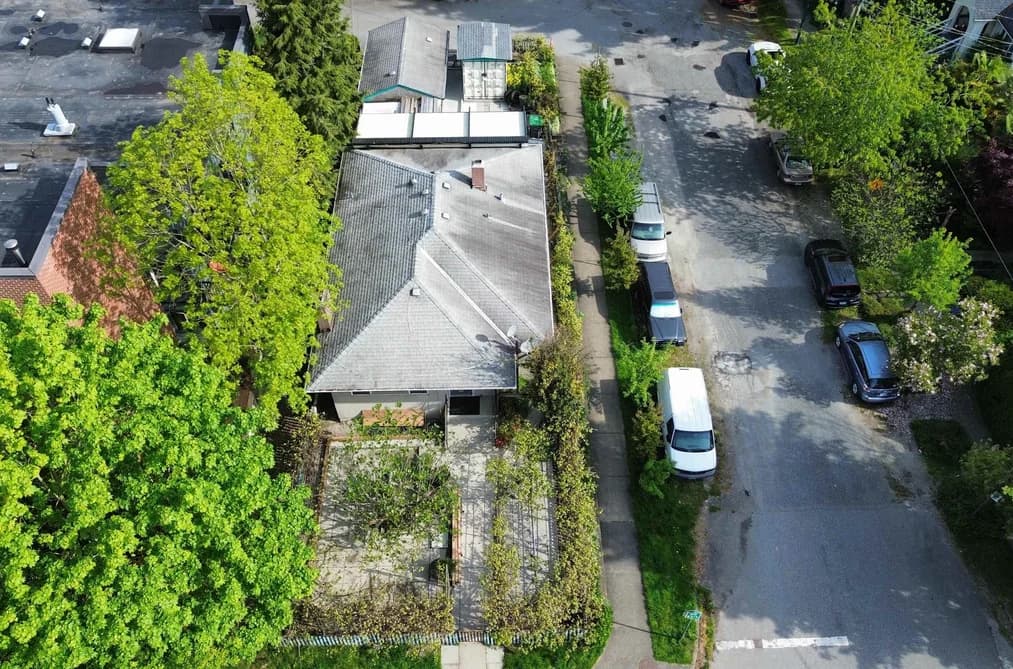 1385 E 7TH AVENUE, Vancouver, BC — Residential for Sale - Photo 2