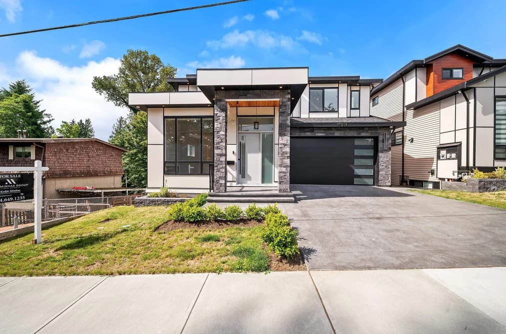 13851 114 AVENUE, Surrey, BC — Residential for Sale - Photo 2