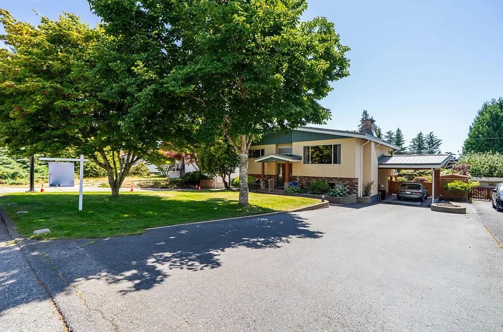 13852 MALABAR AVENUE, White Rock, BC — Residential for Sale - Main Photo