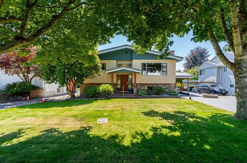 13852 MALABAR AVENUE, White Rock, BC — Residential for Sale - Photo 2