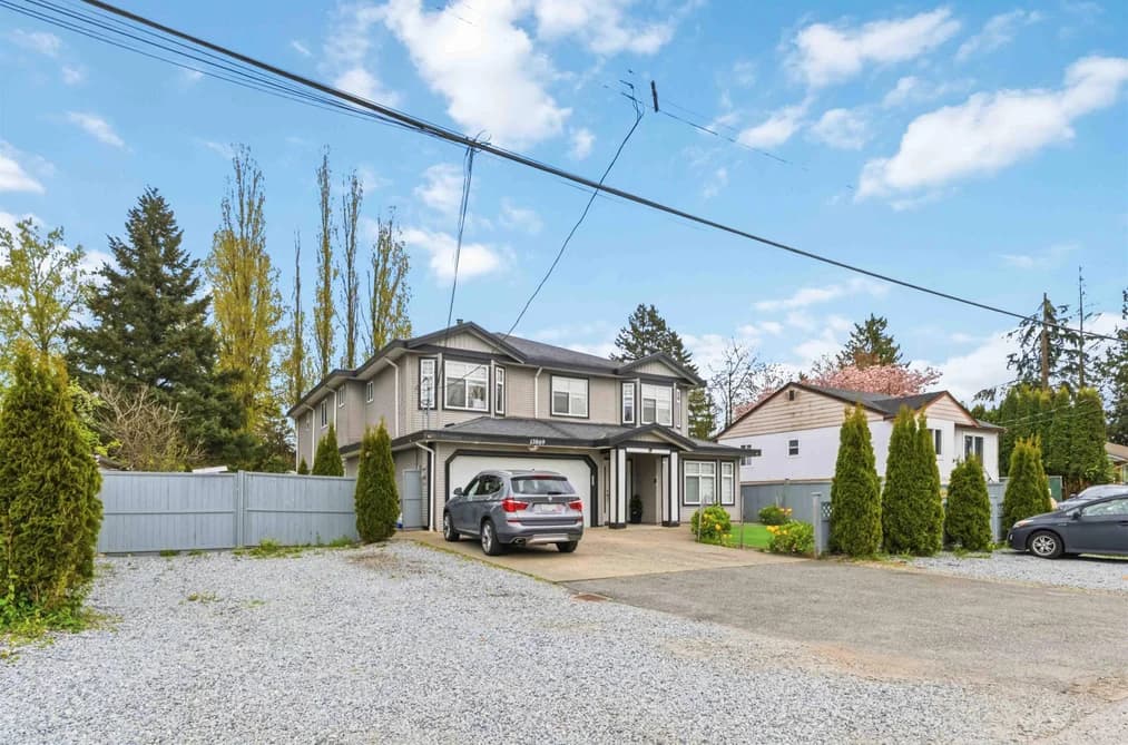 13869 BRENTWOOD CRESCENT, Surrey, BC — Residential for Sale - Photo 2