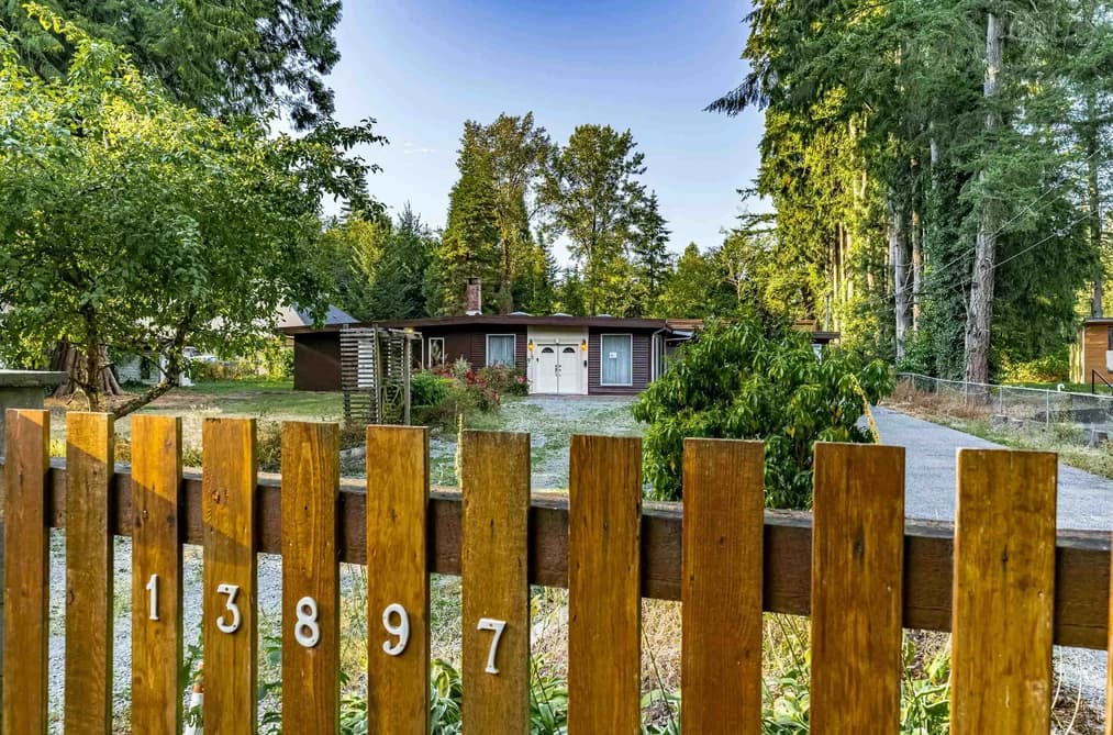 13897 56A AVENUE, Surrey, BC — Residential for Sale - Photo 2