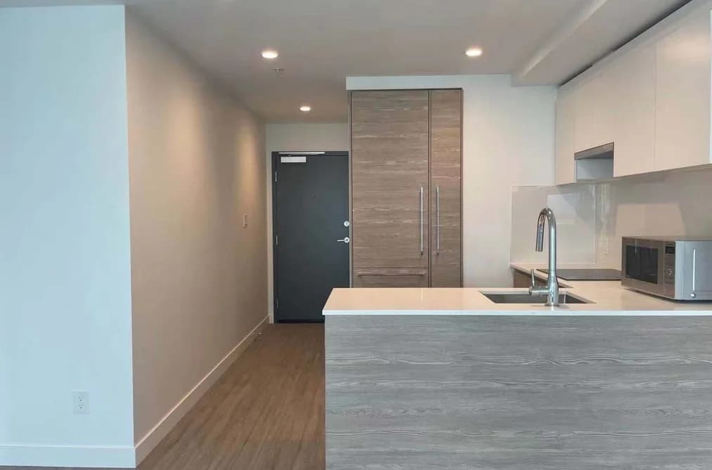 13XX 13655 FRASER HWY, Surrey BC V3T 0P8 - Photo 1