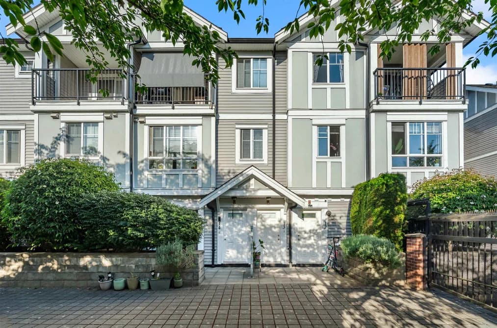 14 13239 OLD YALE ROAD, Surrey, BC — Residential for Sale - Main Photo