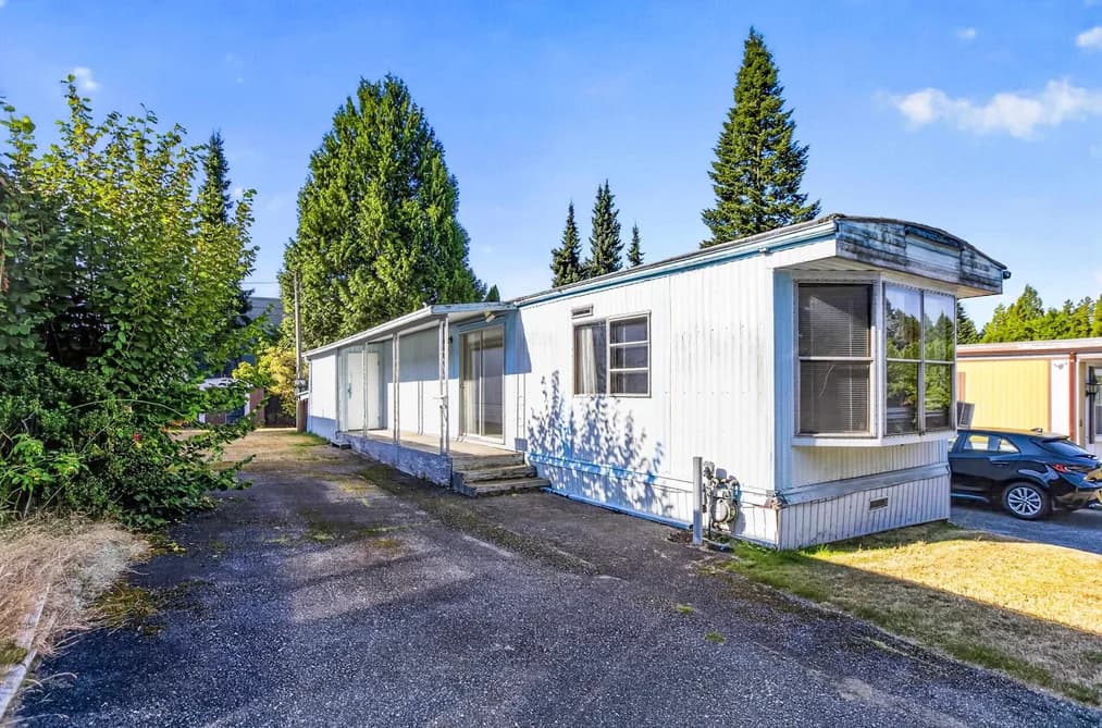 14 21163 LOUGHEED HIGHWAY, Maple Ridge, BC — Residential for Sale - Main Photo