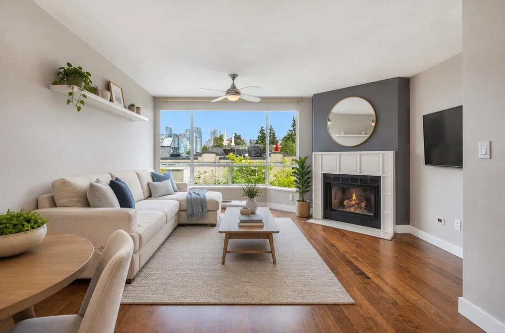 14 939 W 7TH AVENUE, Vancouver, BC — Residential for Sale - Main Photo
