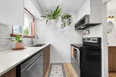 Condo for sale at 140 2390 Mcgill Street Vancouver British Columbia - MLS: R3134996