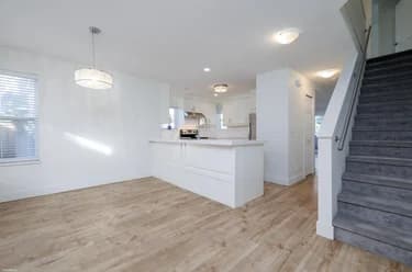 Townhouse for sale at 140 Shoreline Circle Port Moody British Columbia - MLS: R3144355