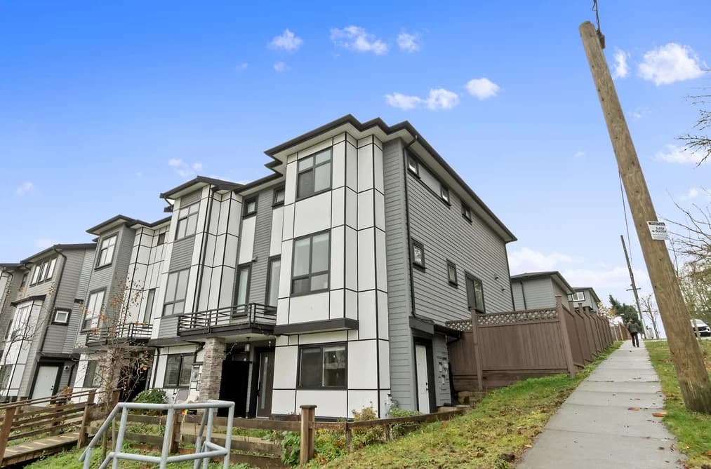 14002 60A AVENUE, Surrey, BC — Residential for Sale - Photo 2