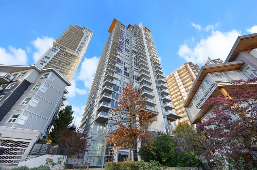 1401 520 COMO LAKE AVENUE, Coquitlam, BC — Residential for Sale - Main Photo