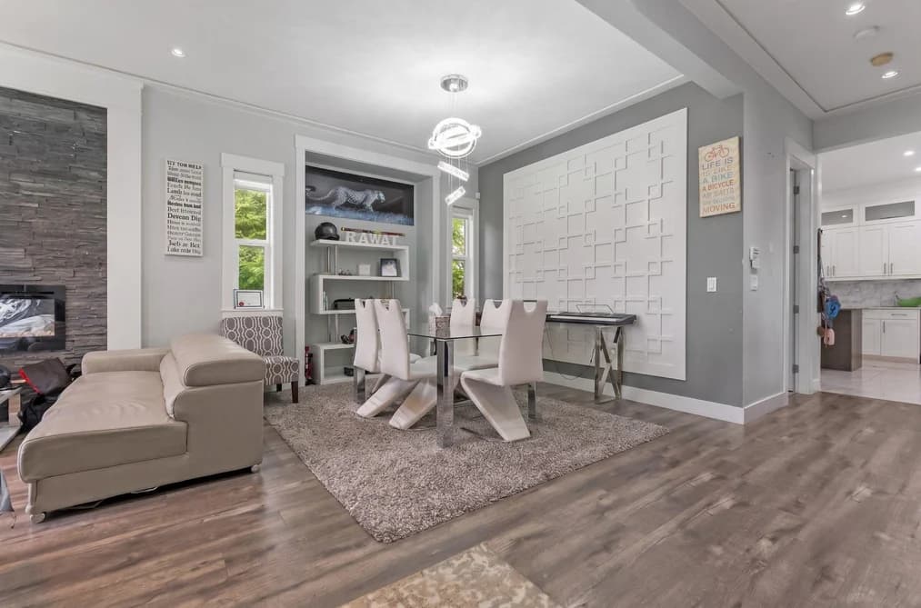 14017 110 AVENUE, Surrey, BC — Residential for Sale - Photo 2