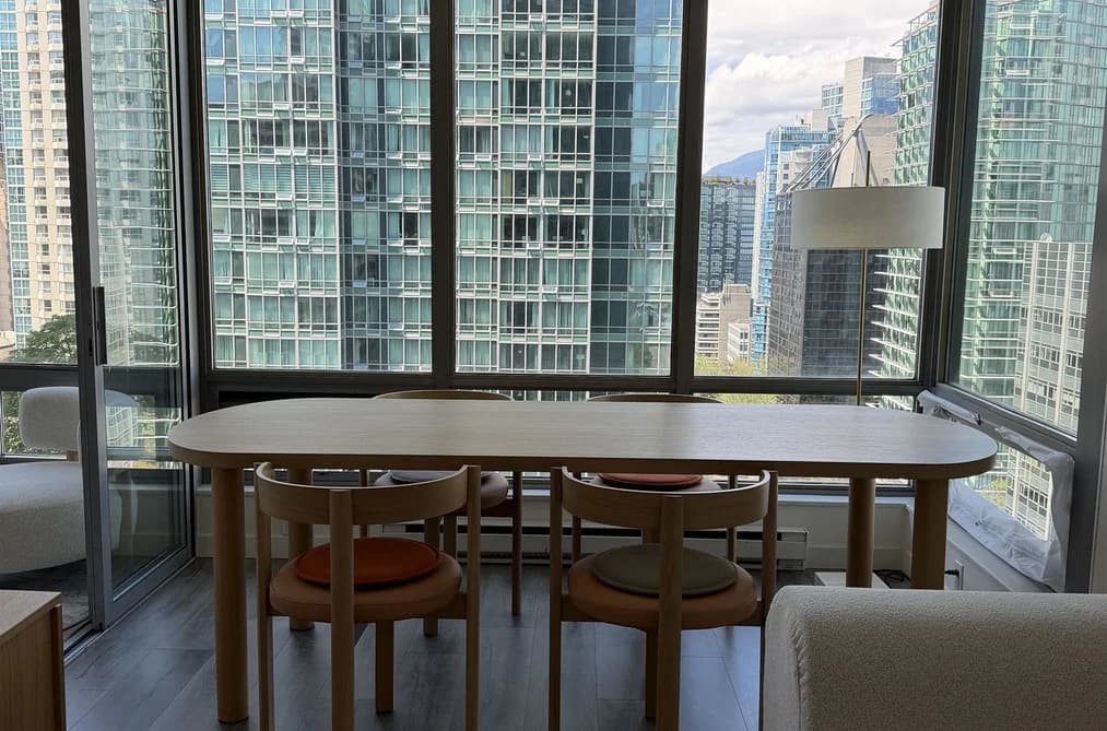 1402 1200 W GEORGIA STREET, Vancouver BC V6E 4R2 - Photo 1