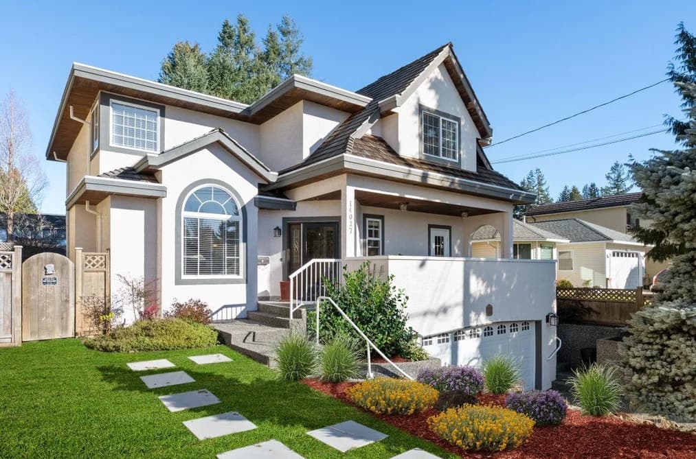 14027 BLACKBURN AVENUE, White Rock, BC — Residential for Sale - Main Photo