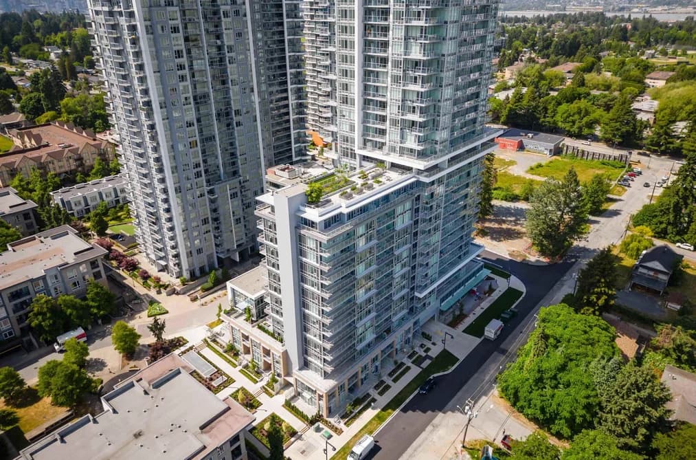 1403 13350 CENTRAL AVENUE, Surrey, BC — Residential for Sale - Photo 2