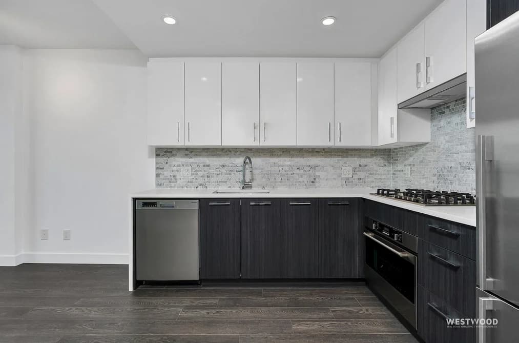 1403 518 WHITING WAY, Coquitlam, BC — Residential for Sale - Photo 2
