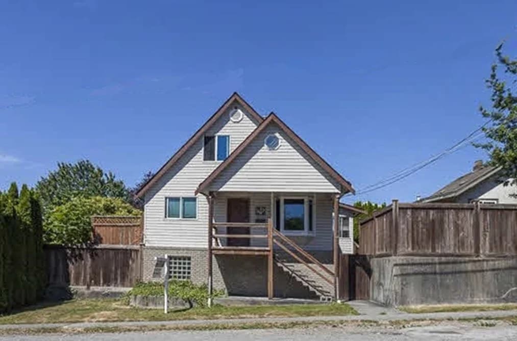 1403 GILMORE AVENUE, Burnaby, BC — Residential for Sale - Main Photo