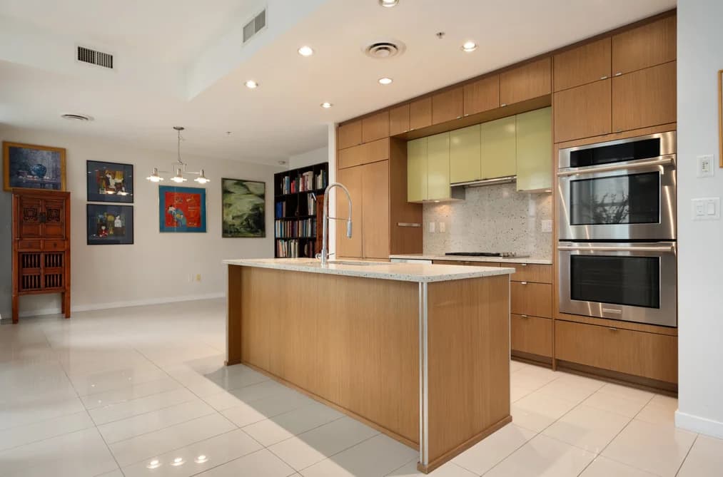 1404 1205 HOWE STREET, Vancouver, BC — Residential for Sale - Main Photo