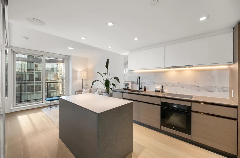 1404 620 CARDERO STREET, Vancouver, BC — Residential for Sale - Photo 2