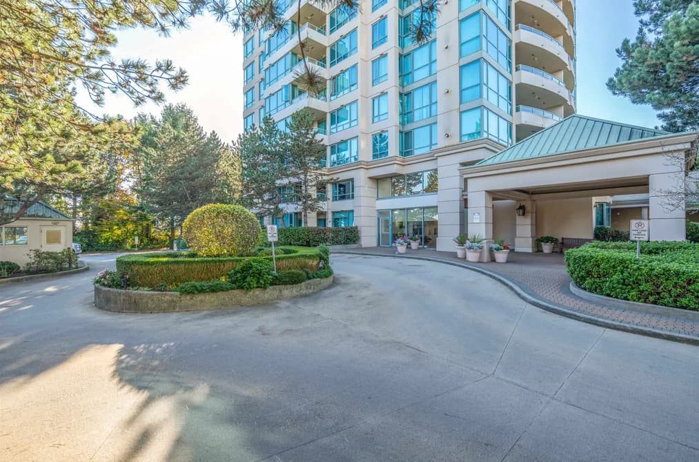 1405 6622 SOUTHOAKS CRESCENT, Burnaby, BC — Residential for Sale - Photo 2