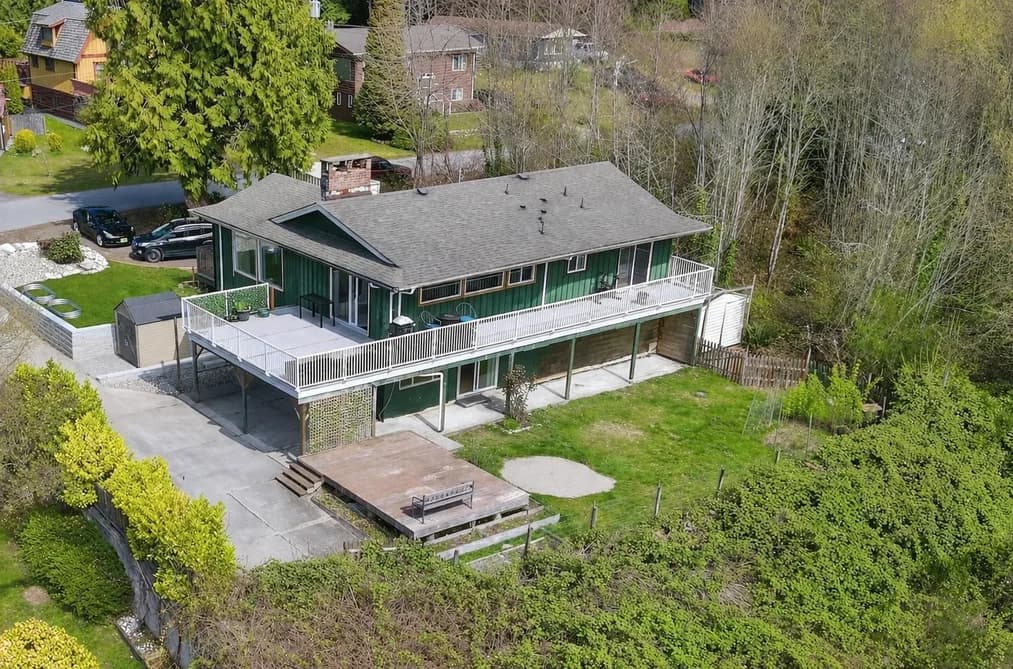 1405 VELVET ROAD, Gibsons, BC — Residential for Sale - Photo 2