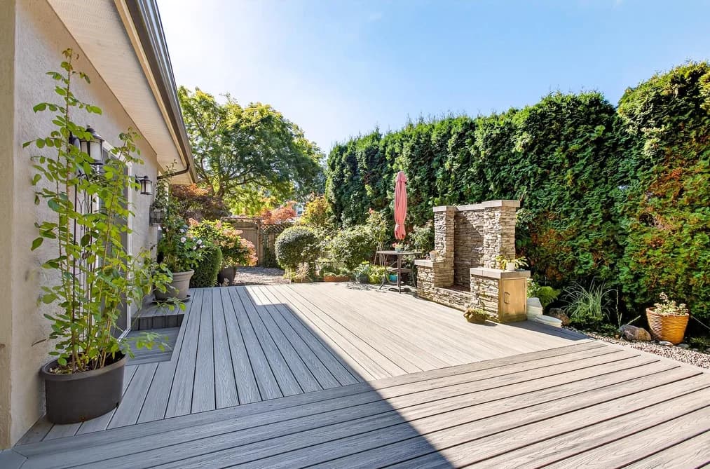 14055 29A AVENUE, Surrey, BC — Residential for Sale - Photo 2