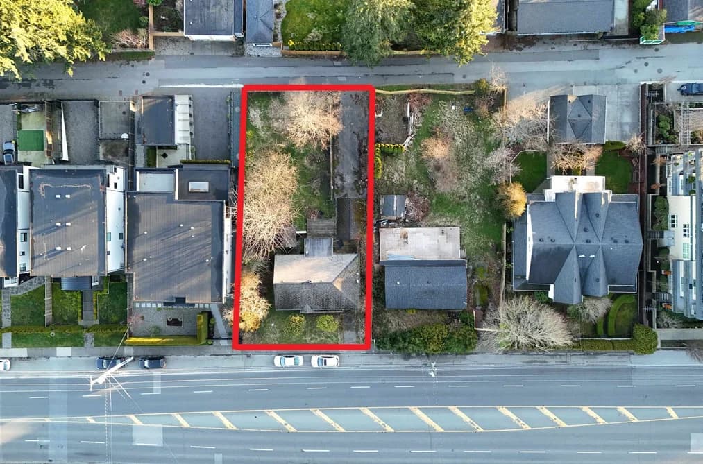 14068 NORTH BLUFF ROAD, White Rock, BC — Residential for Sale - Photo 2