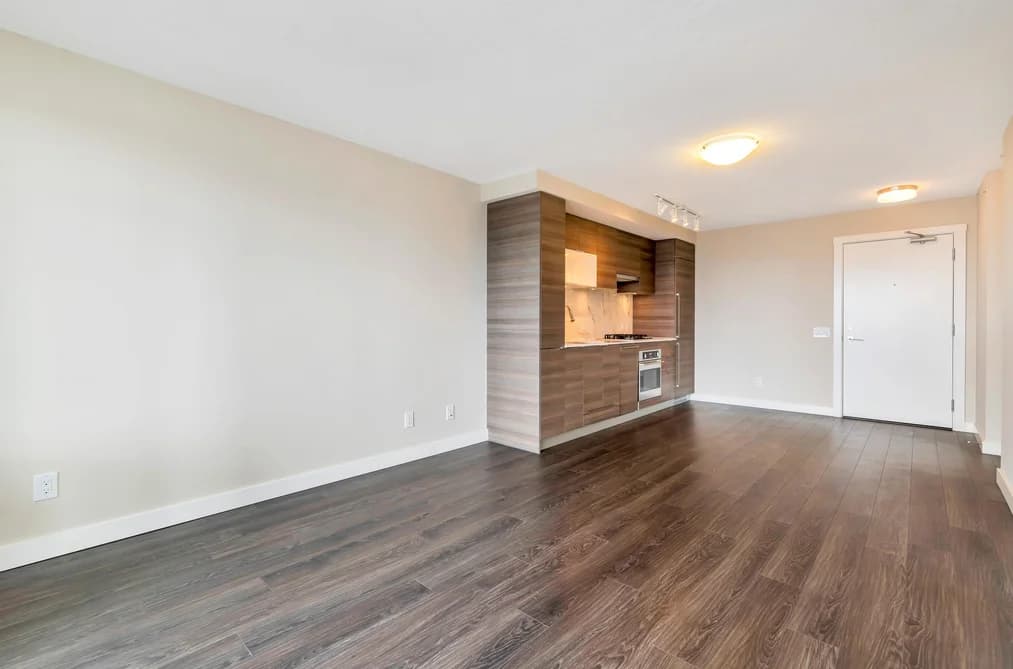 1407 602 COMO LAKE AVENUE, Coquitlam, BC — Residential for Sale - Photo 2