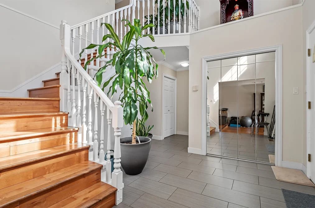 14077 84 AVENUE, Surrey, BC — Residential for Sale - Photo 2