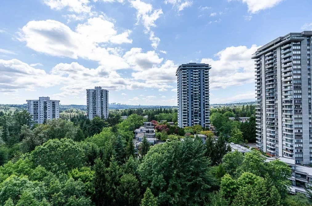 1408 9521 CARDSTON COURT, Burnaby, BC — Residential for Sale - Main Photo